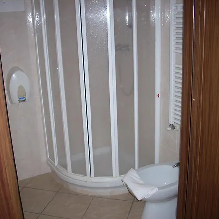 Отель Il Bivio 3*